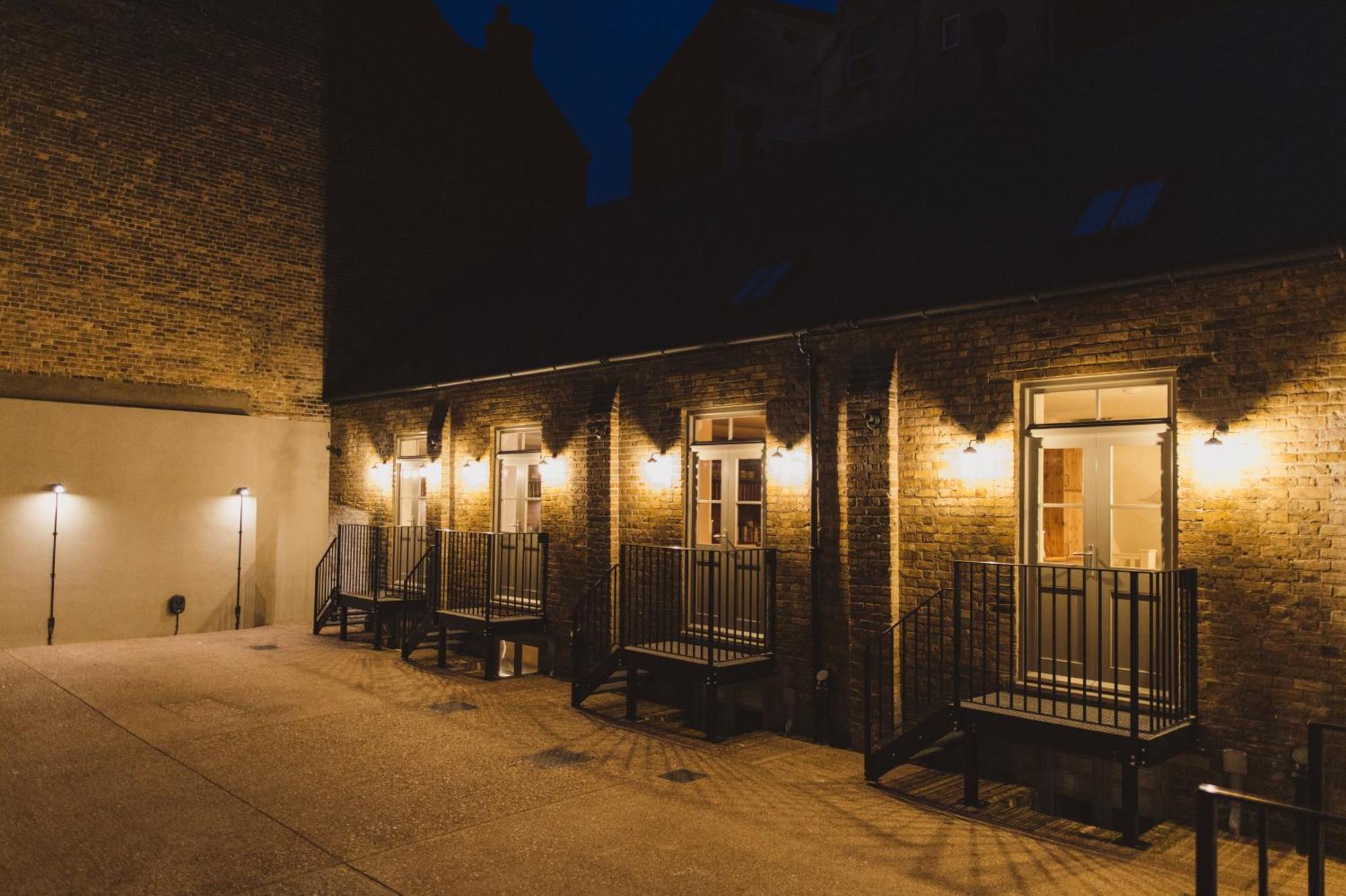 Buckingham Mews_Stone Cottage 4 Бродстерс Екстер'єр фото